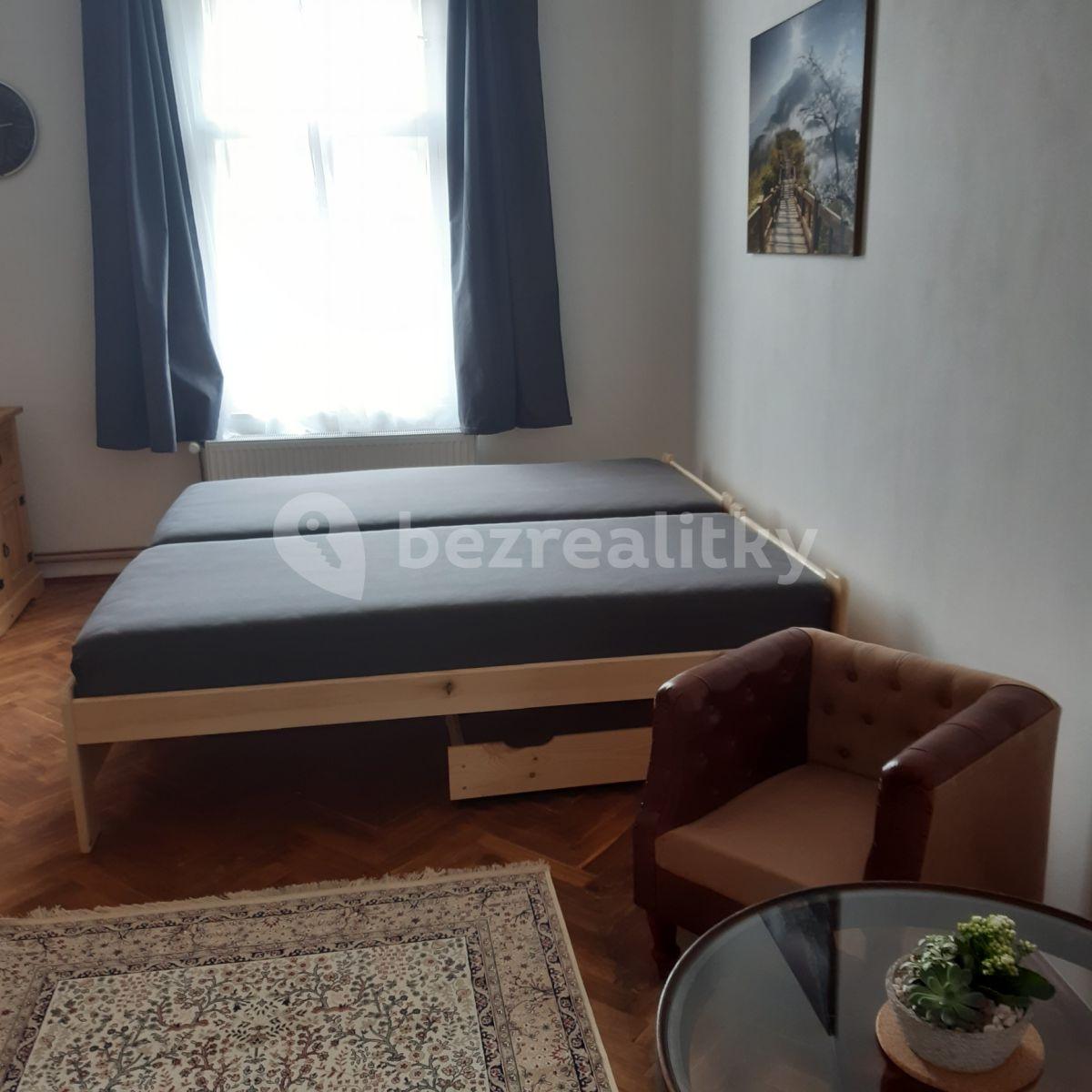 Prenájom bytu 1-izbový 34 m², Slivenecká, Praha, Praha