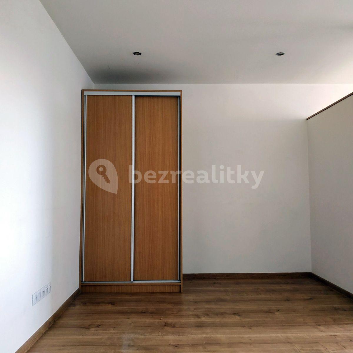 Prenájom bytu 1-izbový 35 m², Varenská, Ostrava, Moravskoslezský kraj