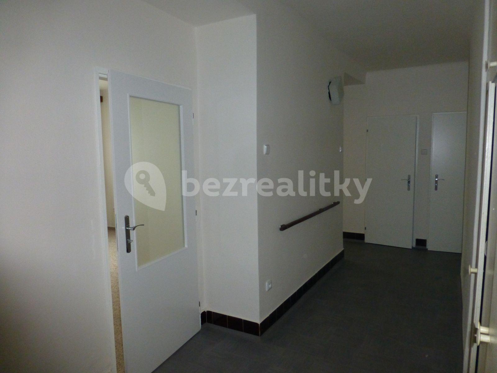 Prenájom bytu 2-izbový 61 m², Jerevanská, Praha, Praha
