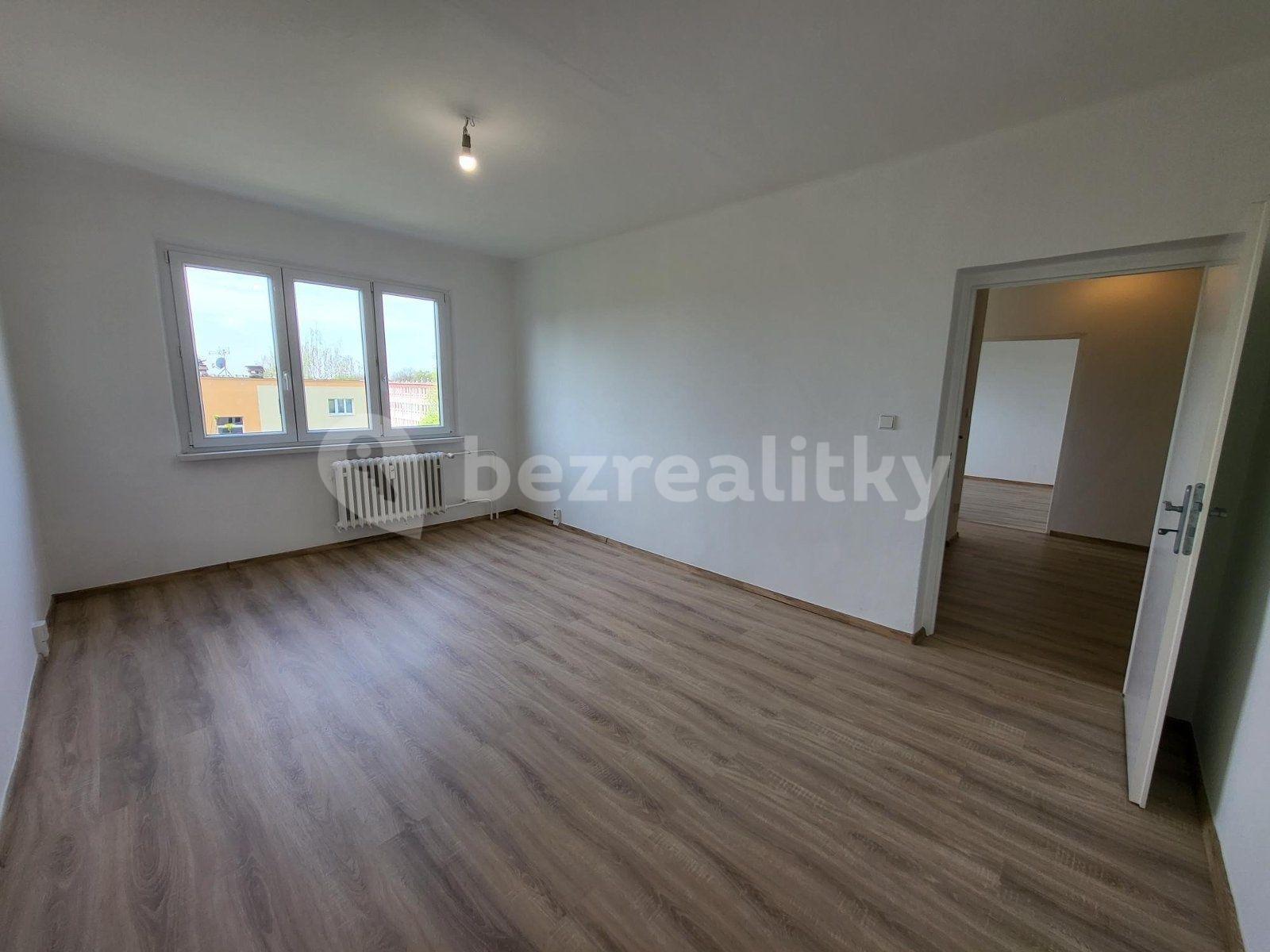 Prenájom bytu 2-izbový 51 m², Školská, Karviná, Moravskoslezský kraj