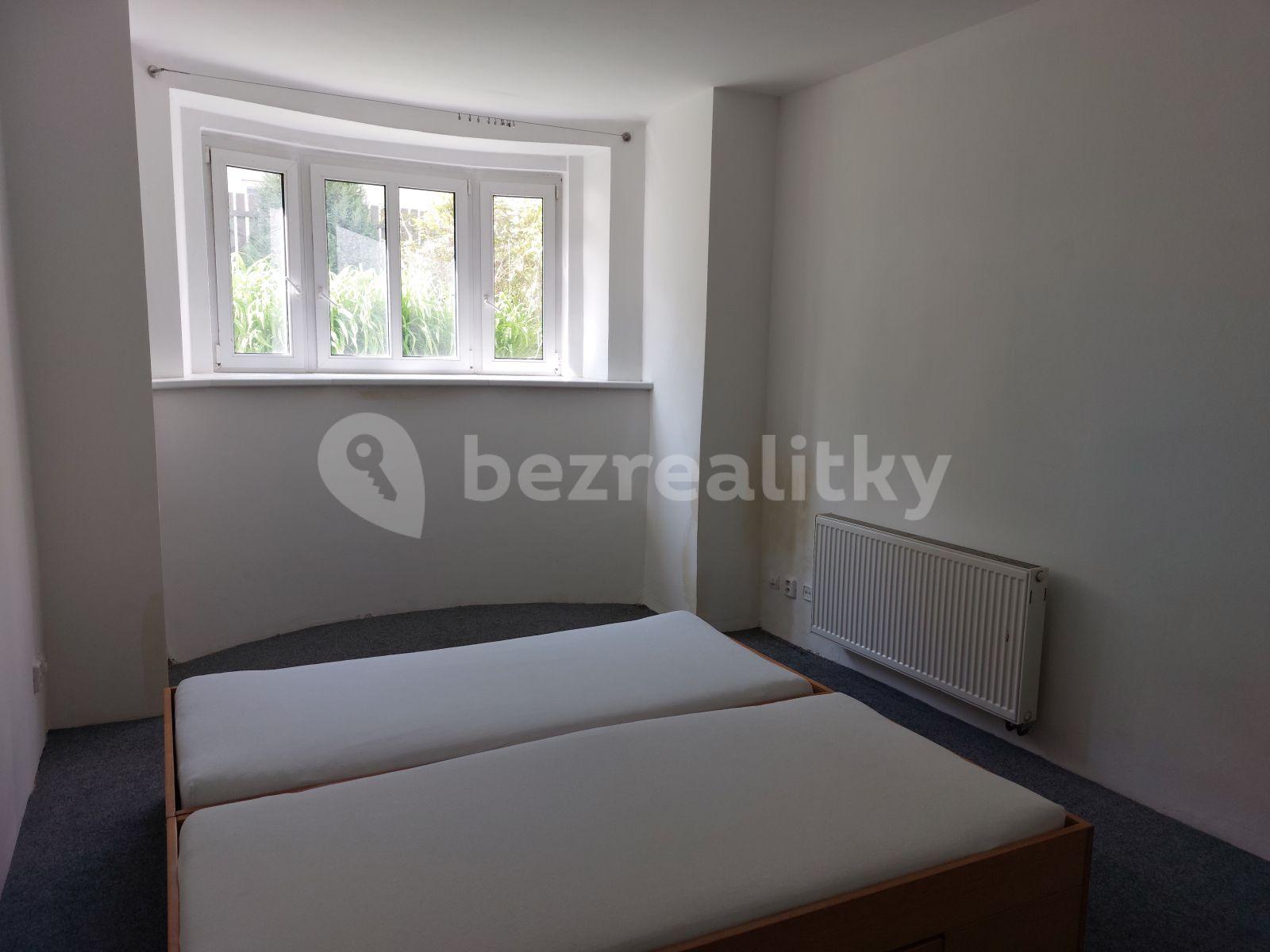 Prenájom bytu 2-izbový 71 m², Pravoúhlá, Praha, Praha