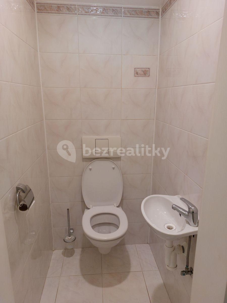 Prenájom bytu 2-izbový 71 m², Pravoúhlá, Praha, Praha