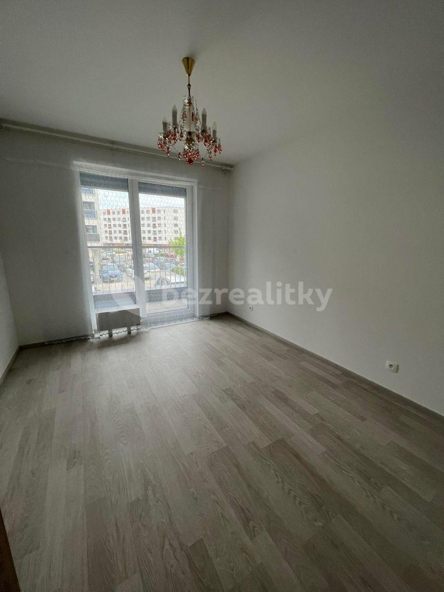 Prenájom bytu 2-izbový 48 m², Karla Guta, Praha, Praha