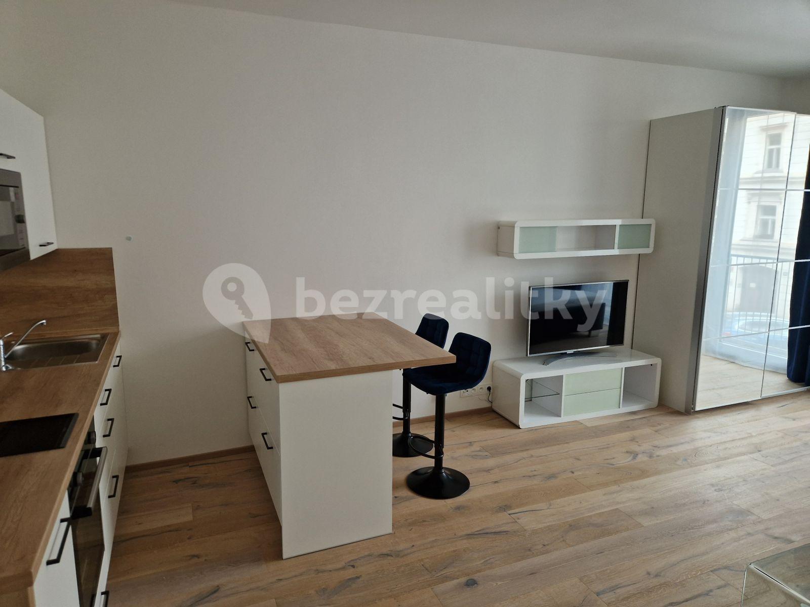 Prenájom bytu 1-izbový 36 m², Praha, Praha