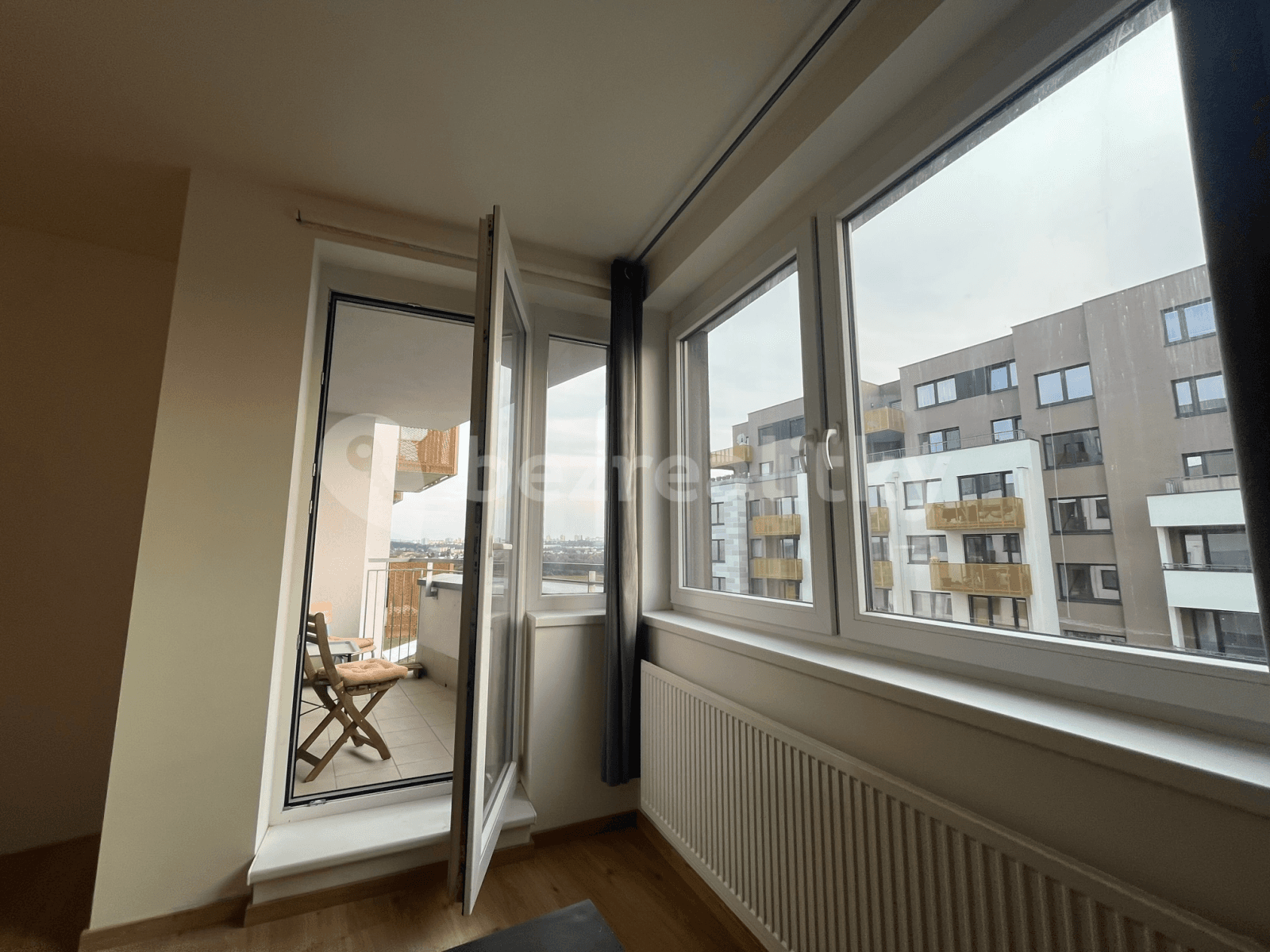 Prenájom bytu 2-izbový 59 m², Honzíkova, Praha, Praha