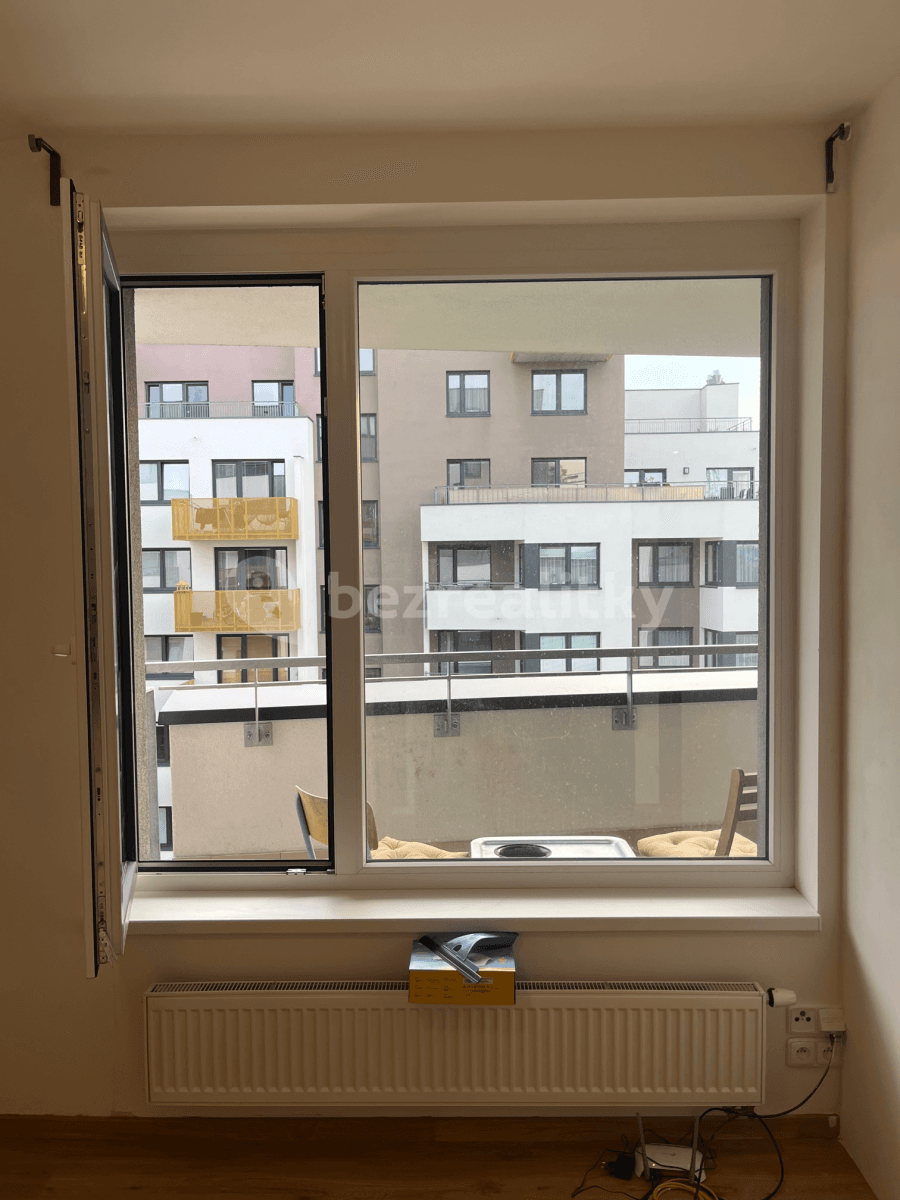 Prenájom bytu 2-izbový 59 m², Honzíkova, Praha, Praha