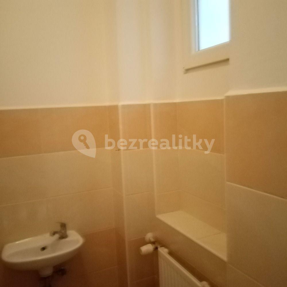 Prenájom bytu 1-izbový 60 m², Bezručova, Plzeň, Plzeňský kraj