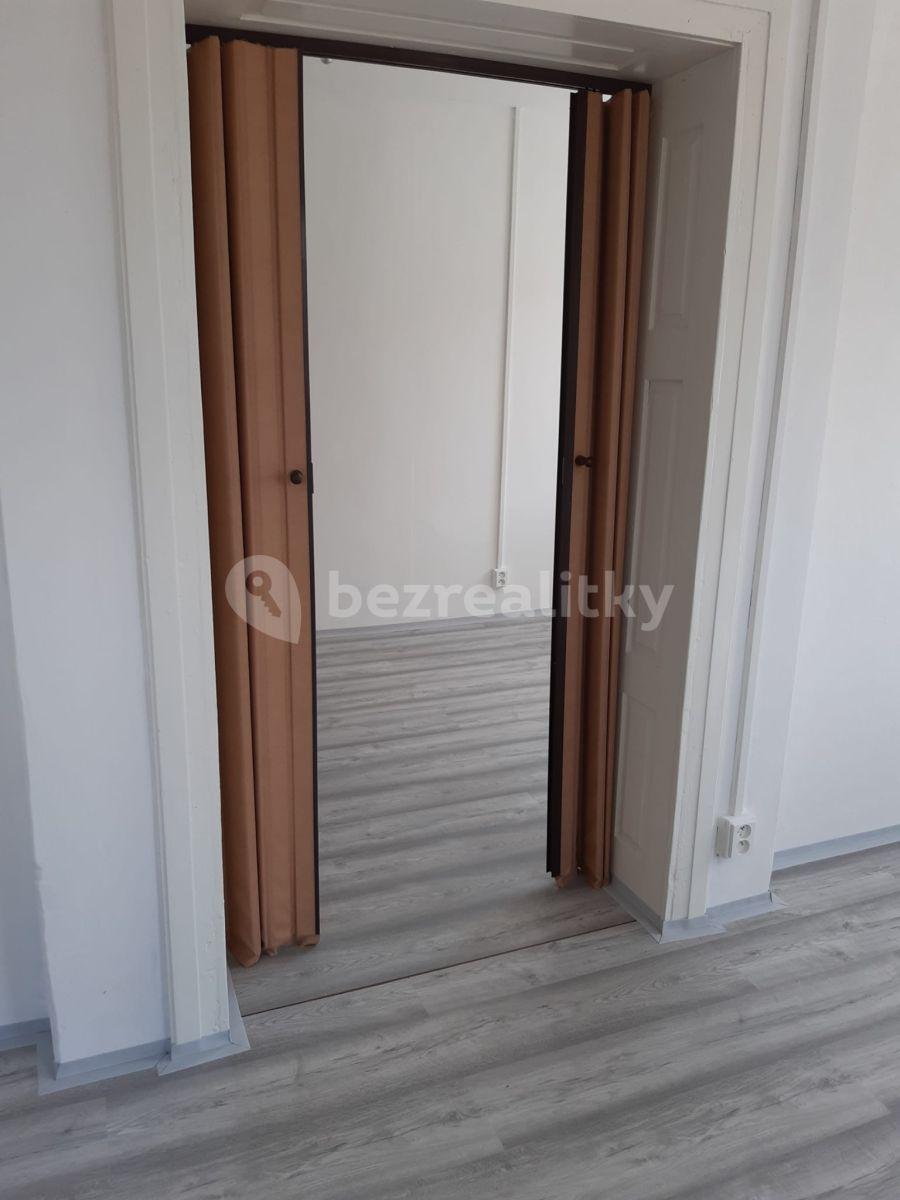 Prenájom bytu 2-izbový 70 m², Ústecká, Povrly, Ústecký kraj