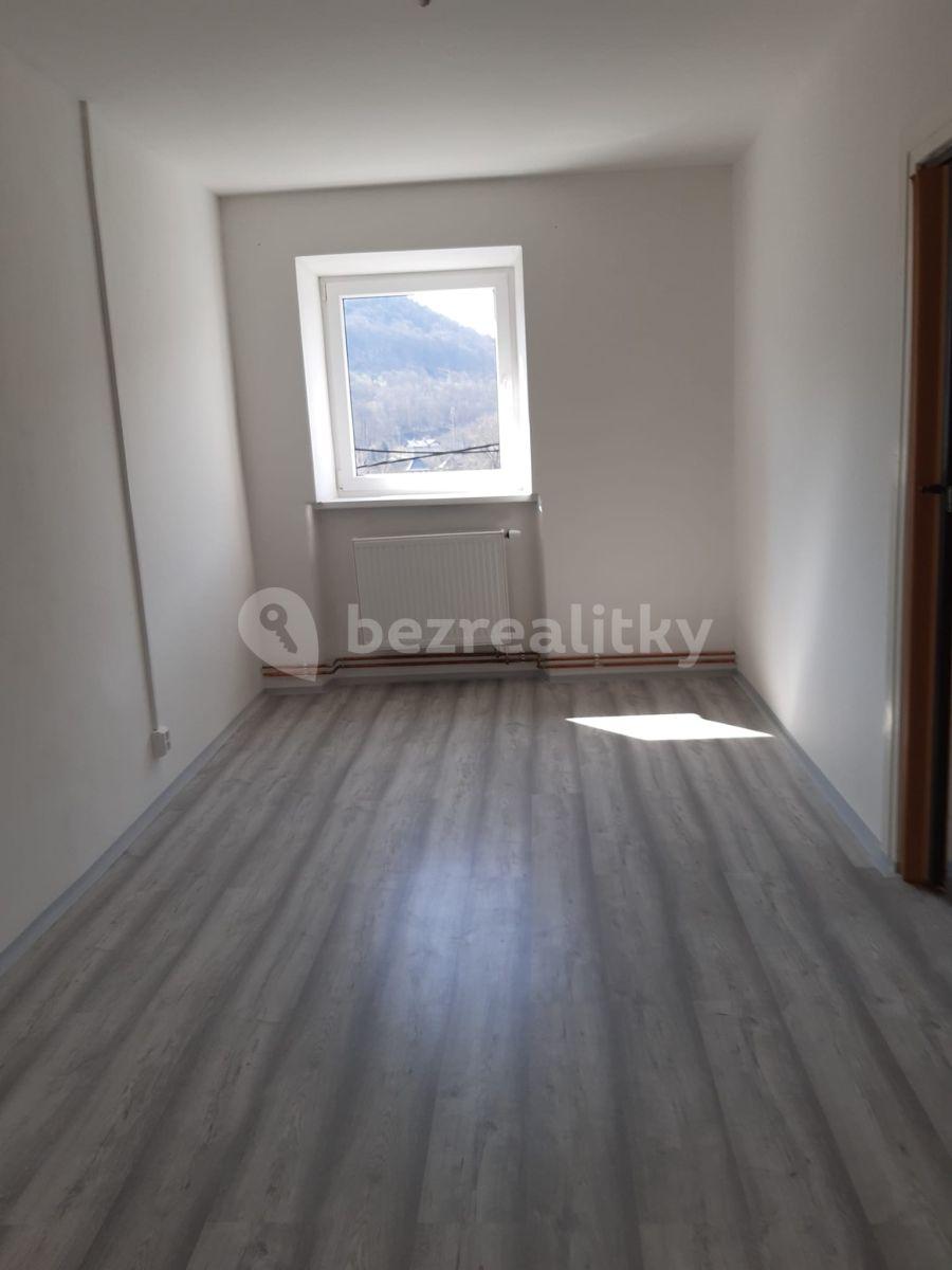 Prenájom bytu 2-izbový 70 m², Ústecká, Povrly, Ústecký kraj