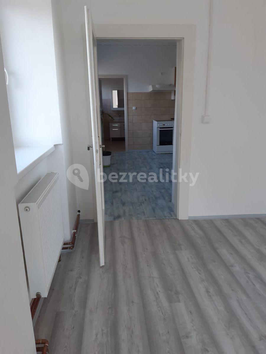 Prenájom bytu 2-izbový 70 m², Ústecká, Povrly, Ústecký kraj