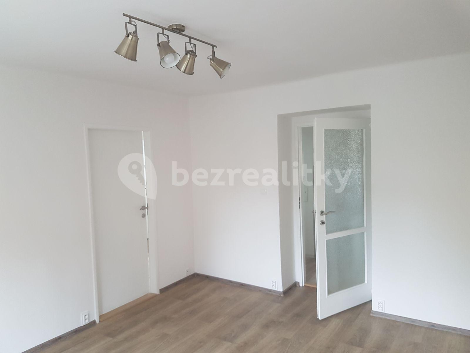 Prenájom bytu 2-izbový 56 m², Leoše Janáčka, Jihlava, Kraj Vysočina