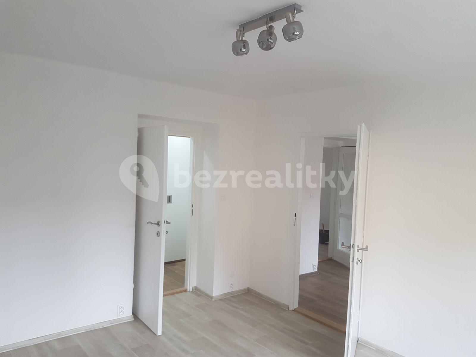 Prenájom bytu 2-izbový 56 m², Leoše Janáčka, Jihlava, Kraj Vysočina