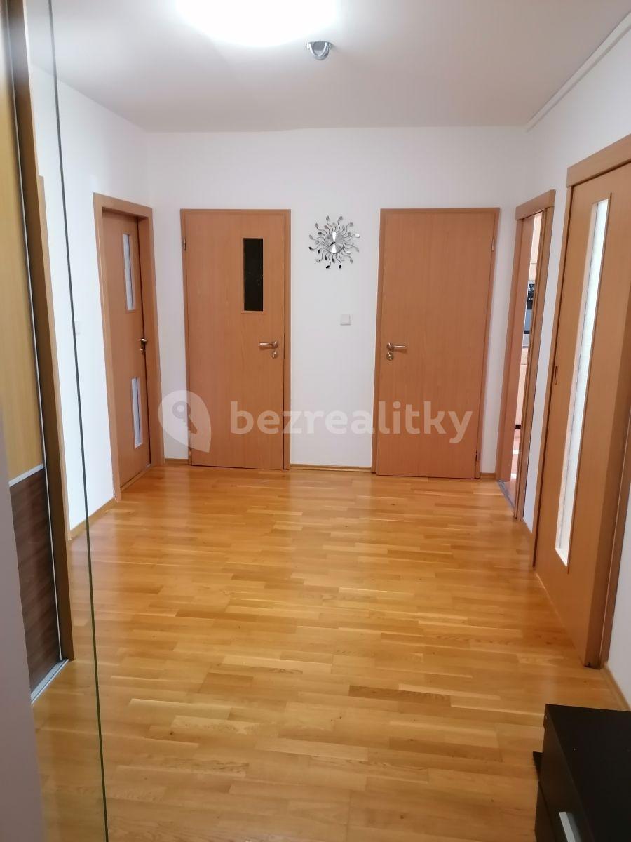 Prenájom bytu 3-izbový 92 m², Ovčí hájek, Praha, Praha