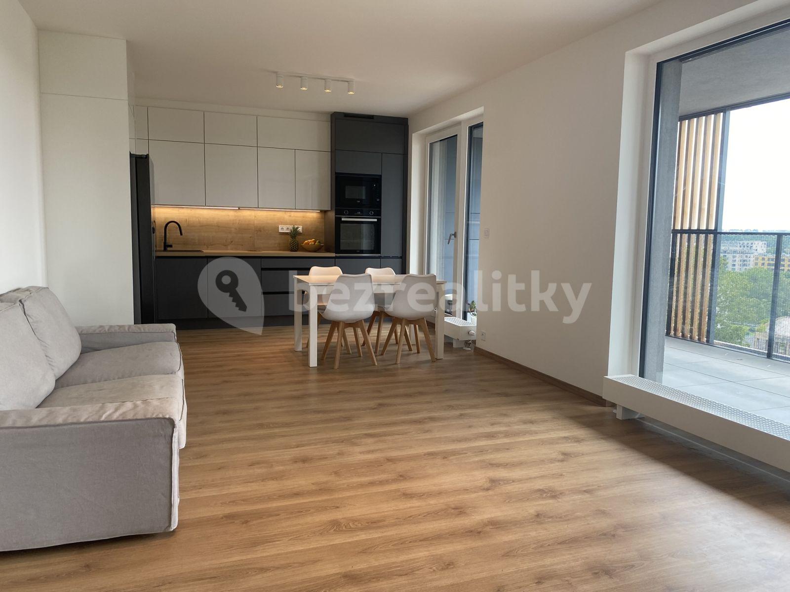 Prenájom bytu 3-izbový 97 m², Kaliberové, Praha, Praha