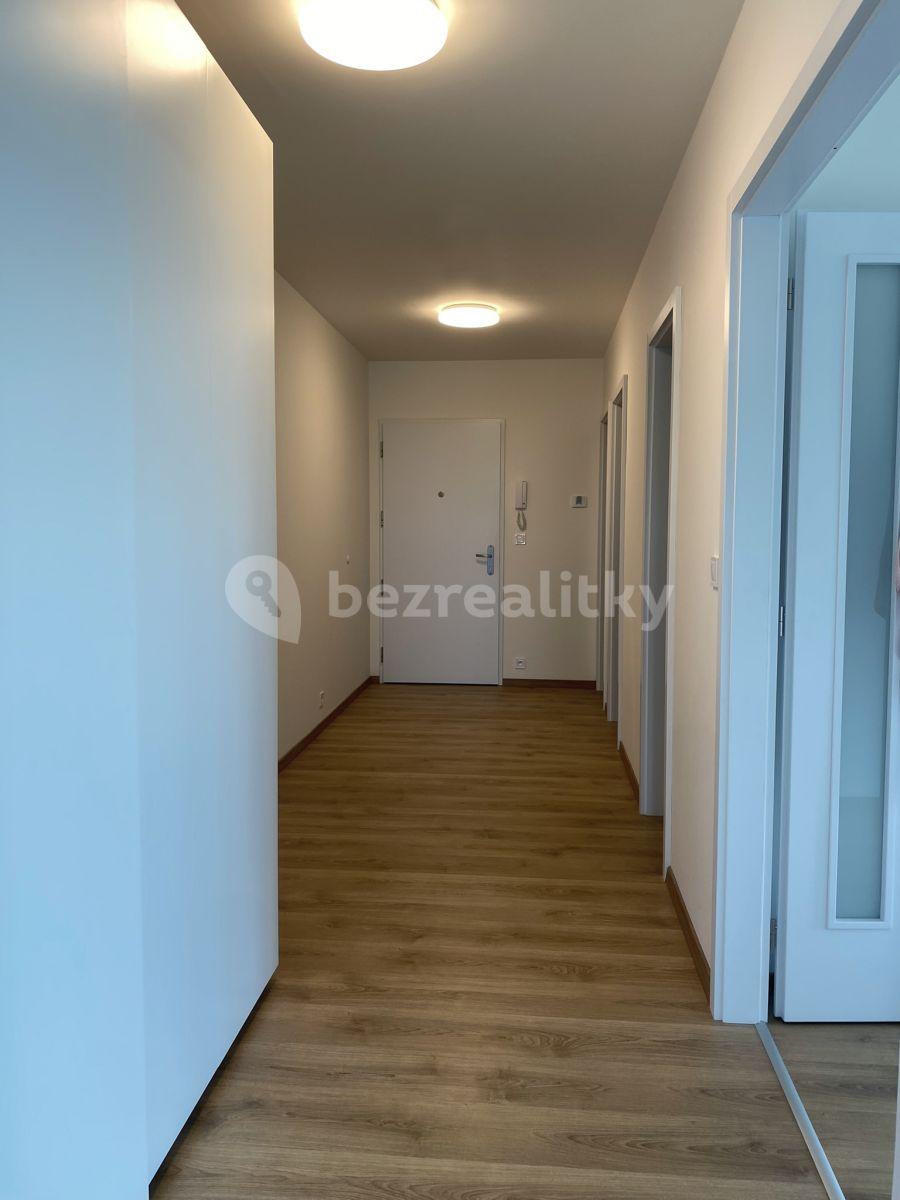 Prenájom bytu 3-izbový 97 m², Kaliberové, Praha, Praha