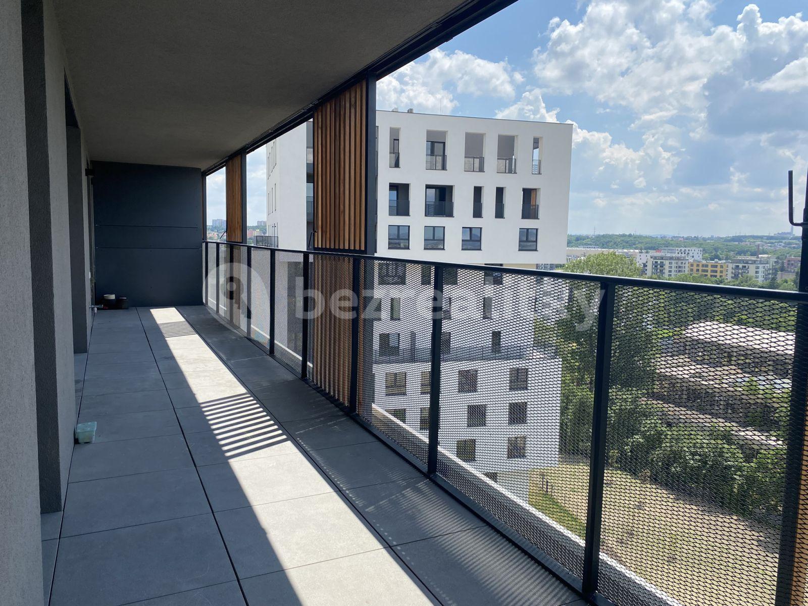 Prenájom bytu 3-izbový 97 m², Kaliberové, Praha, Praha