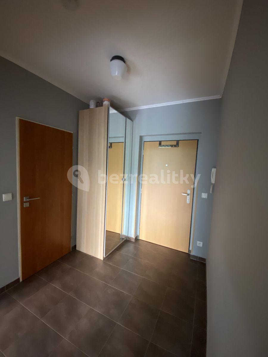 Prenájom bytu 2-izbový 52 m², Ecksteinova, Chýně, Středočeský kraj