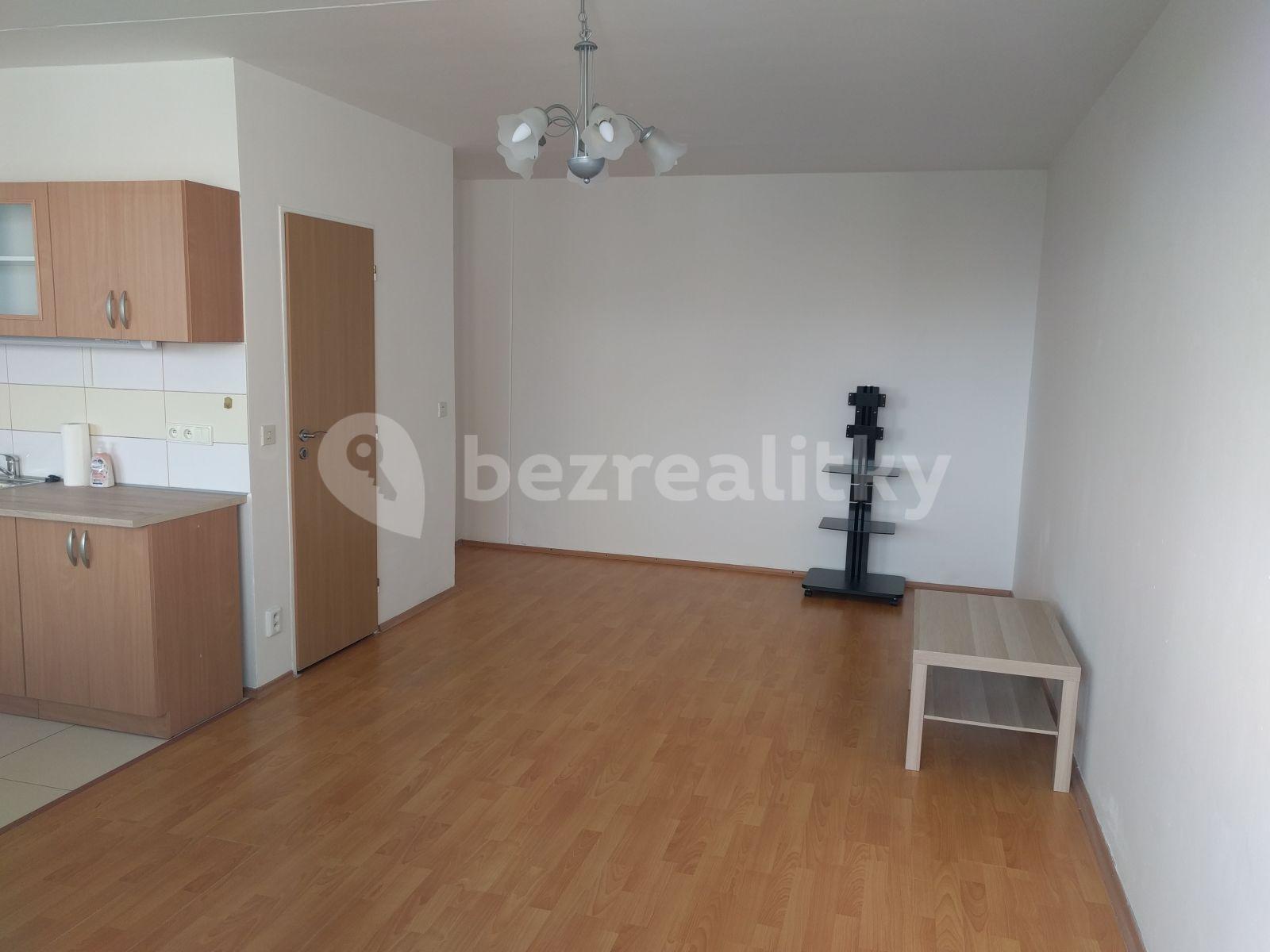 Prenájom bytu 1-izbový 39 m², Brněnská, Most, Ústecký kraj