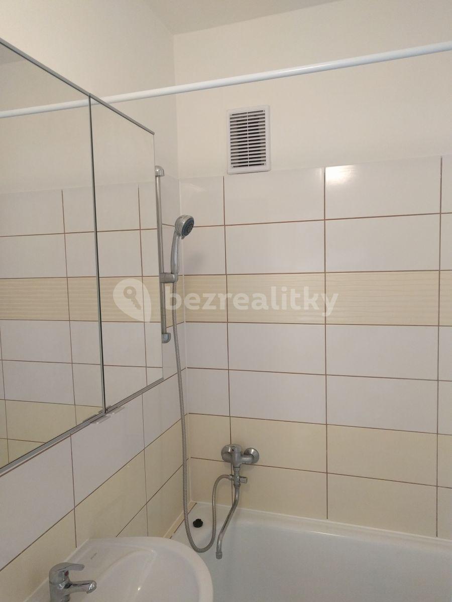 Prenájom bytu 1-izbový 39 m², Brněnská, Most, Ústecký kraj