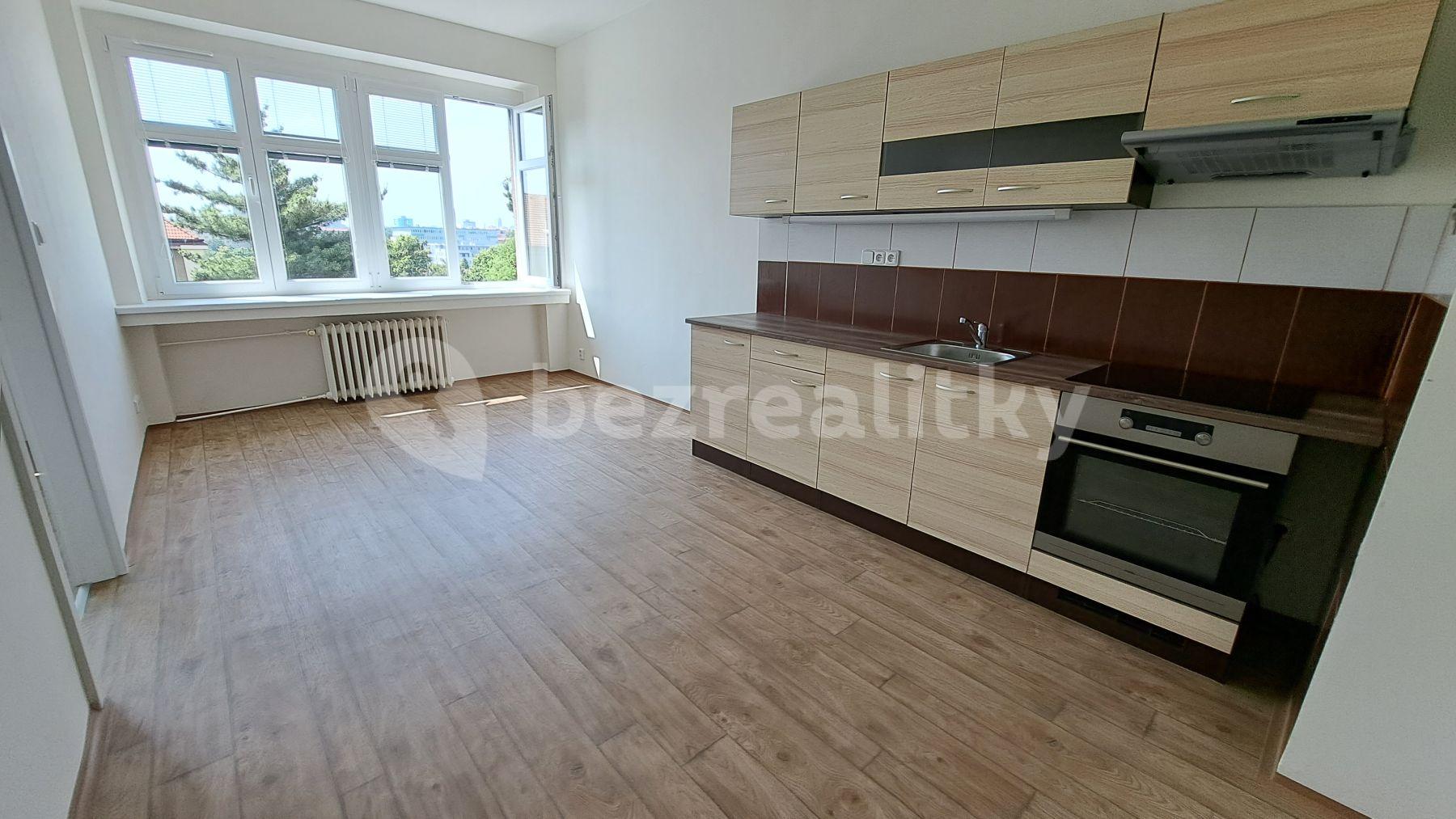 Prenájom bytu 2-izbový 50 m², Černokostelecká, Praha, Praha