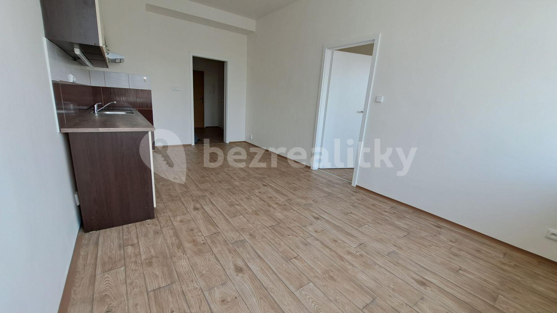 Prenájom bytu 2-izbový 50 m², Černokostelecká, Praha, Praha