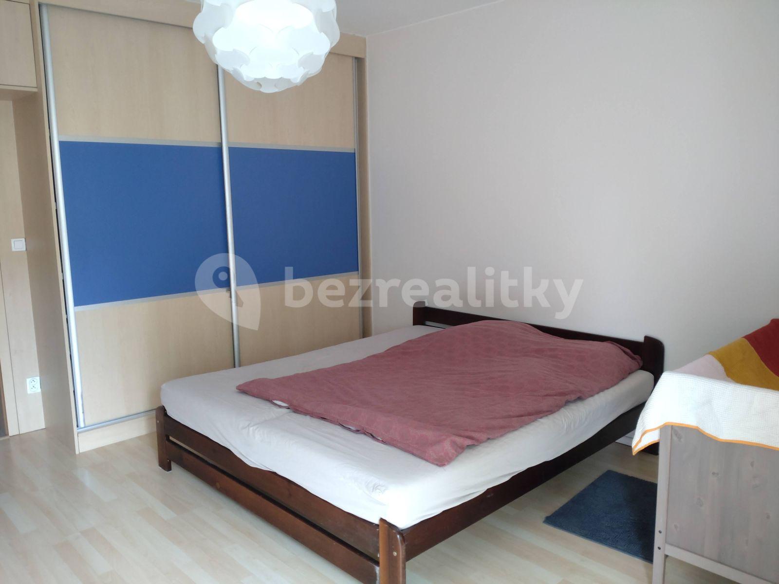 Prenájom bytu 2-izbový 64 m², Jezerůvky, Brno, Jihomoravský kraj