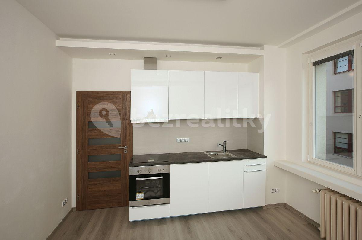 Prenájom bytu 1-izbový 22 m², Thámova, Praha, Praha