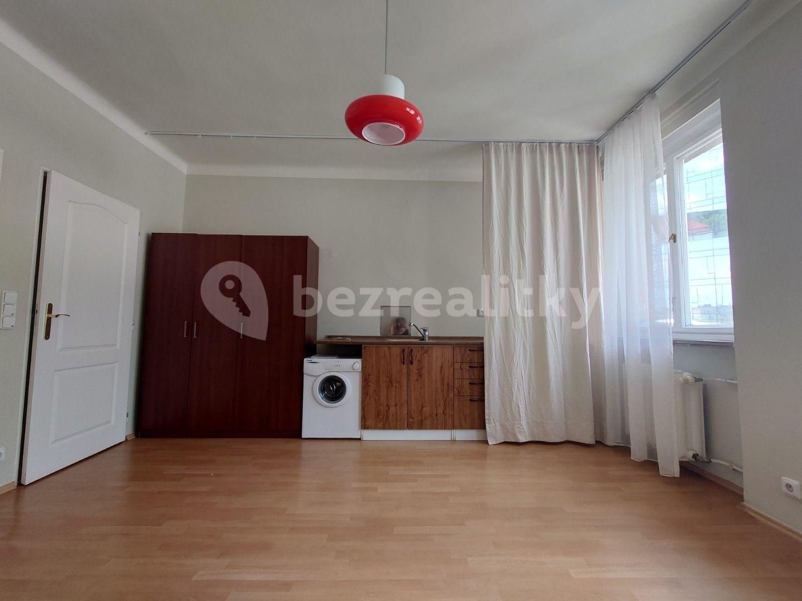 Prenájom bytu Garsoniéra 22 m², Kladenská, Praha, Praha