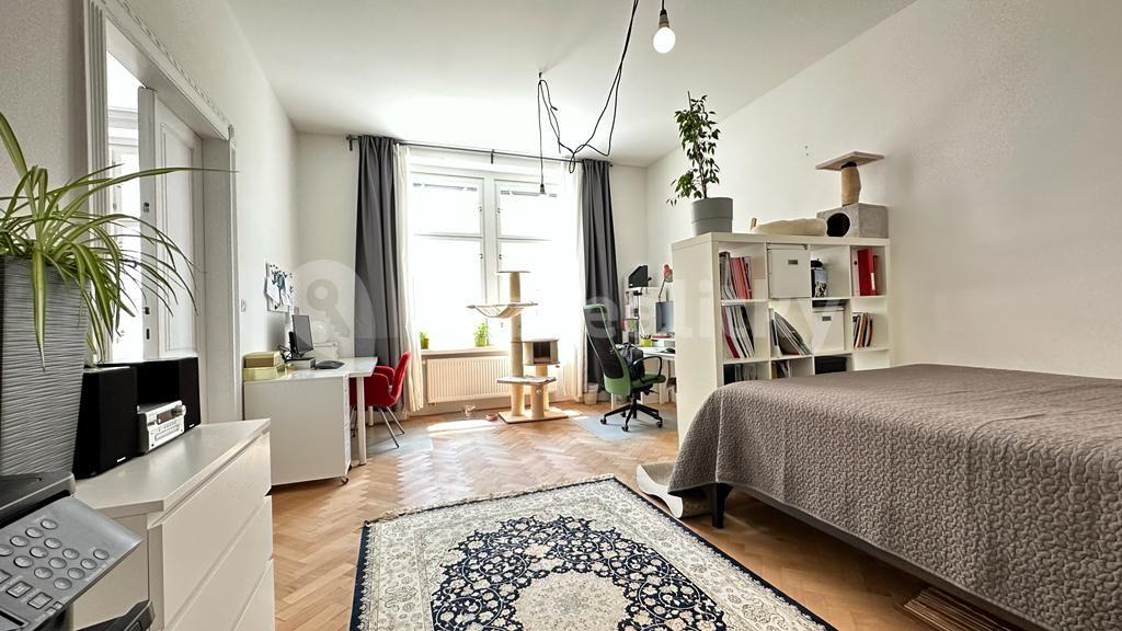 Prenájom bytu 3-izbový 110 m², Na Plzeňce, Praha, Praha