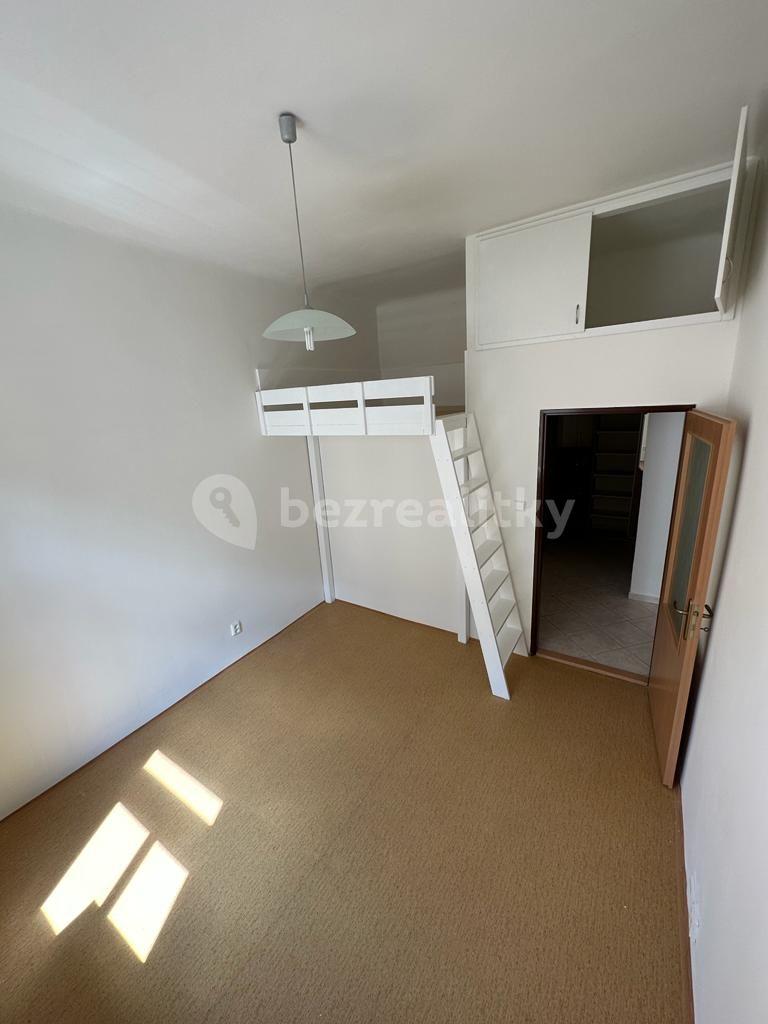 Prenájom bytu 1-izbový 38 m², Na Žertvách, Praha, Praha