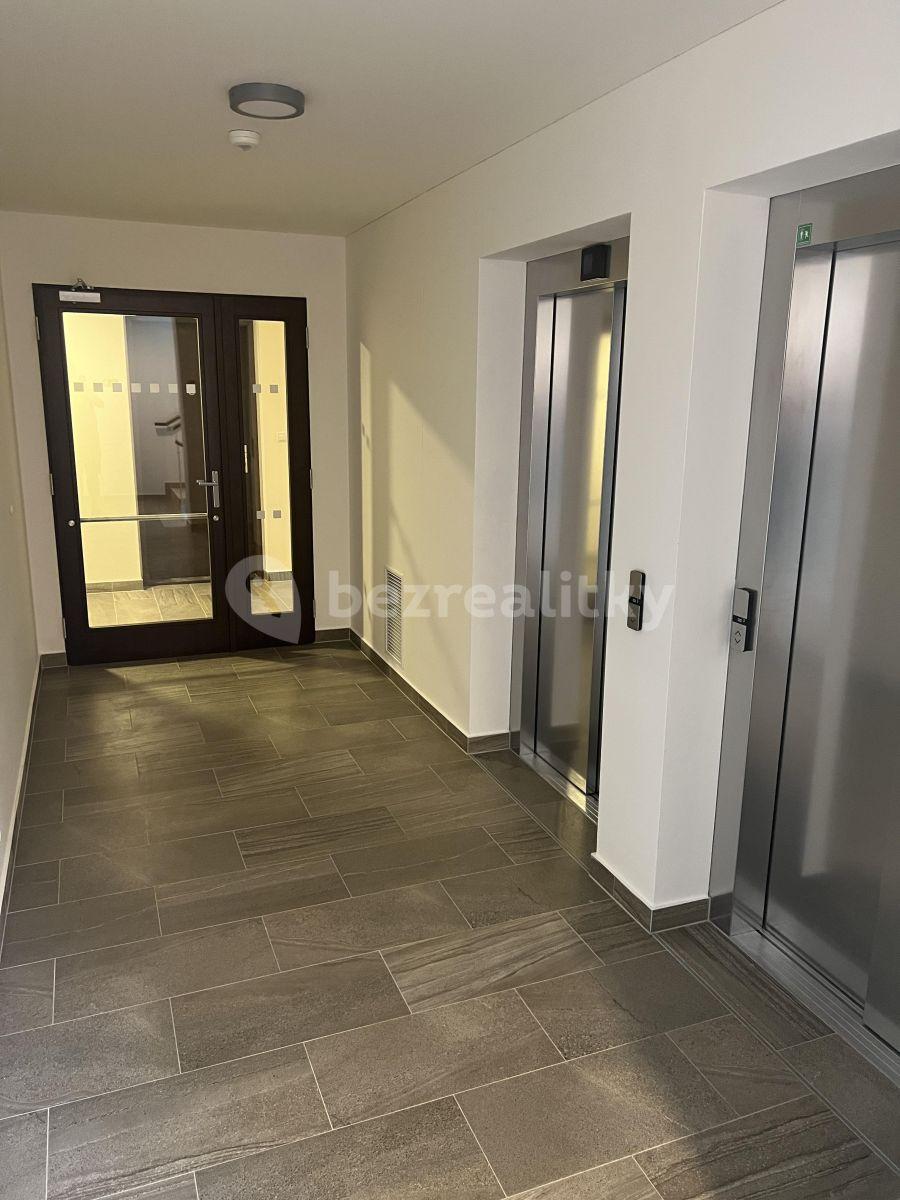 Prenájom bytu 2-izbový 57 m², U Radosti, Praha, Praha