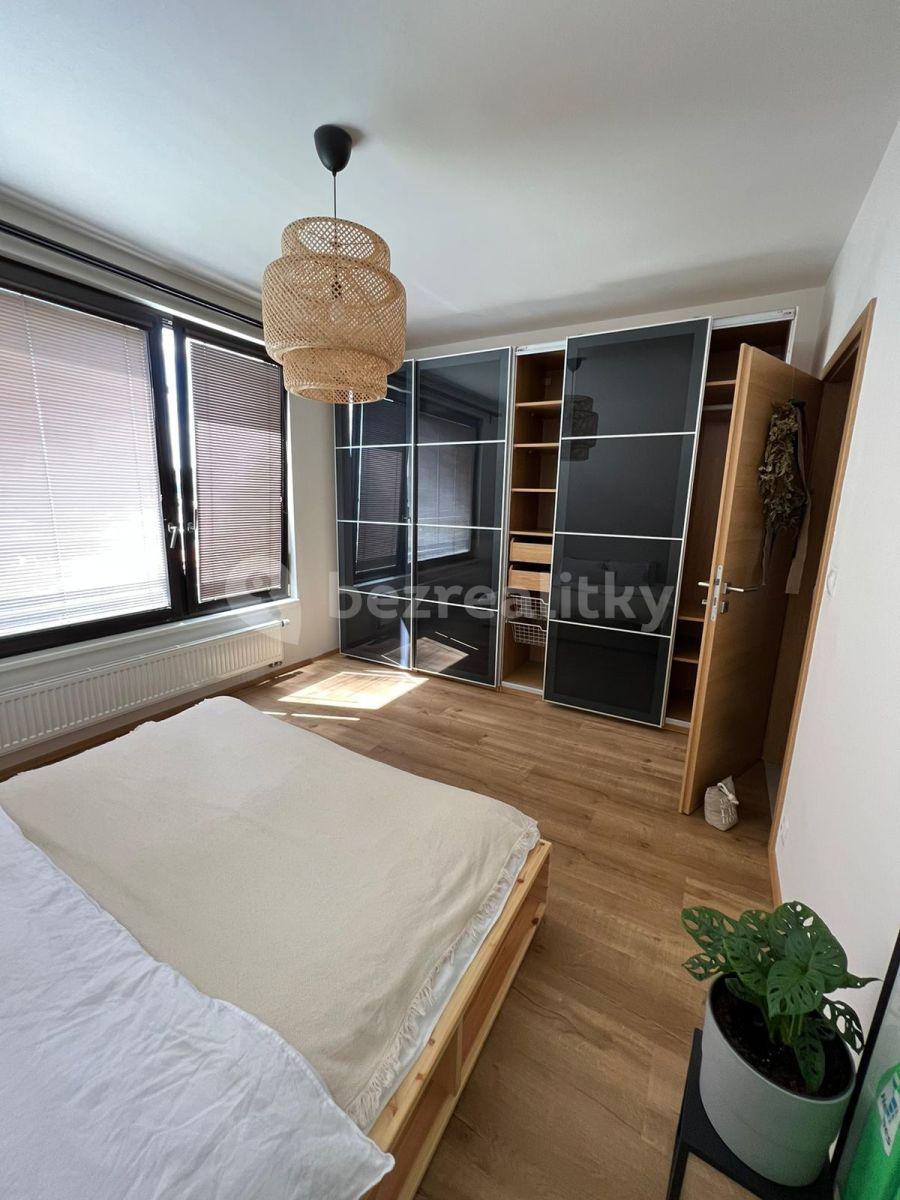 Prenájom bytu 2-izbový 58 m², Sousedíkova, Praha, Praha