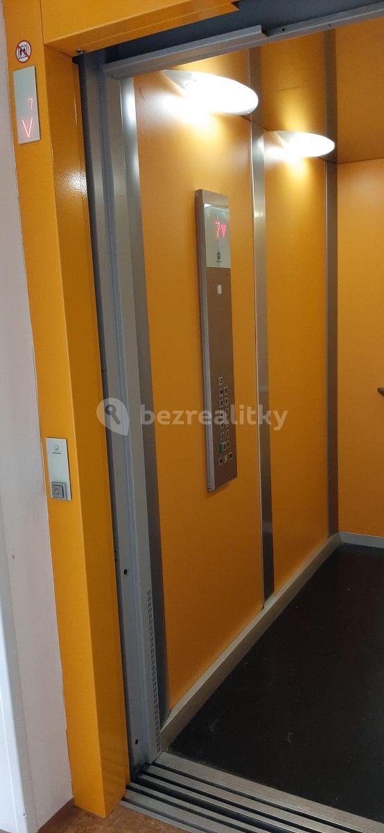 Prenájom bytu 2-izbový 43 m², Mendelova, Praha, Praha