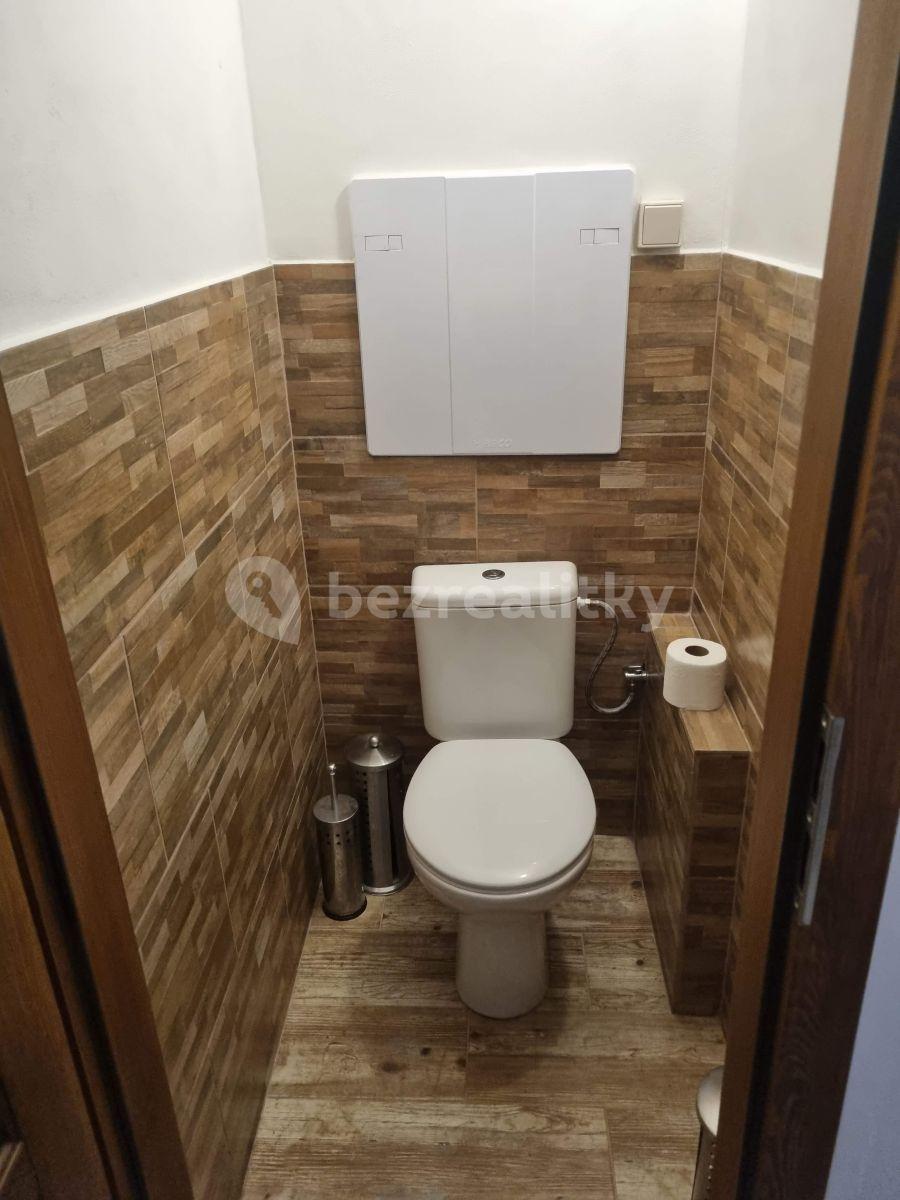 Prenájom bytu 2-izbový 56 m², Mikovcova, Česká Lípa, Liberecký kraj