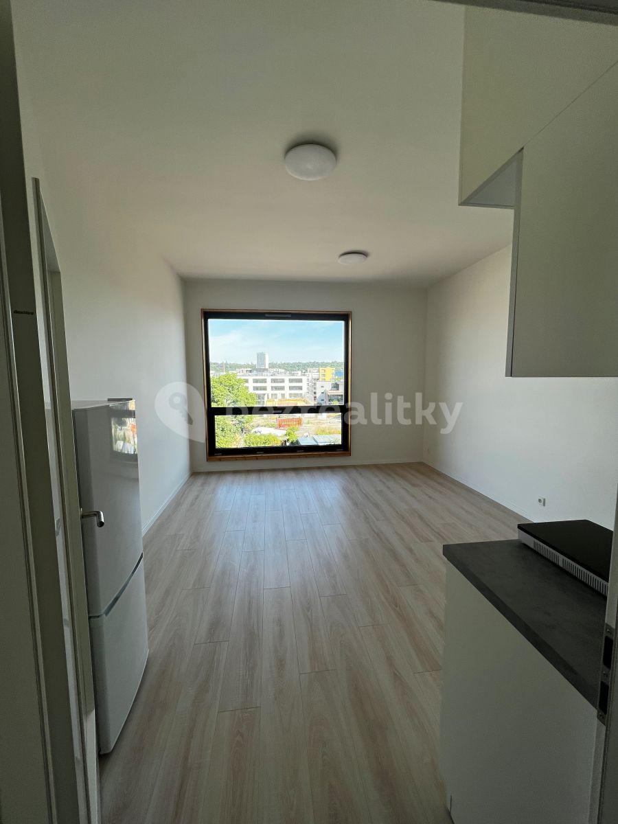 Prenájom bytu 1-izbový 31 m², Poděbradská, Praha, Praha