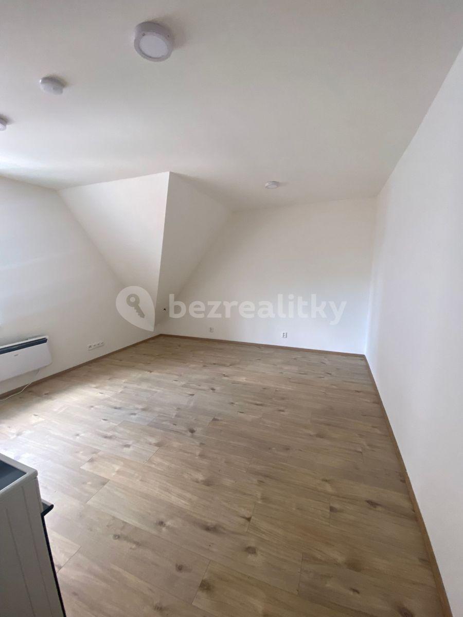 Prenájom bytu 1-izbový 25 m², gen. Svobody, Teplice, Ústecký kraj