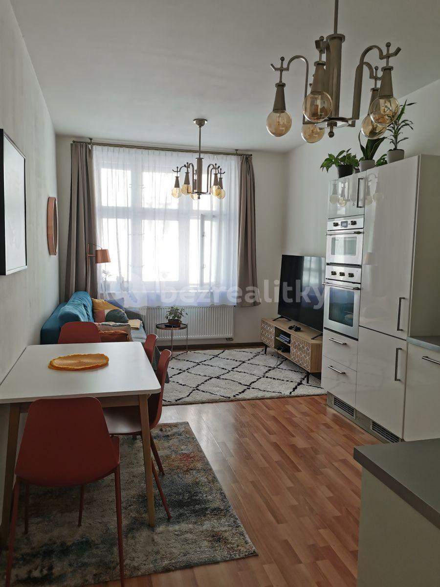 Prenájom bytu 2-izbový 55 m², Polská, Praha, Praha