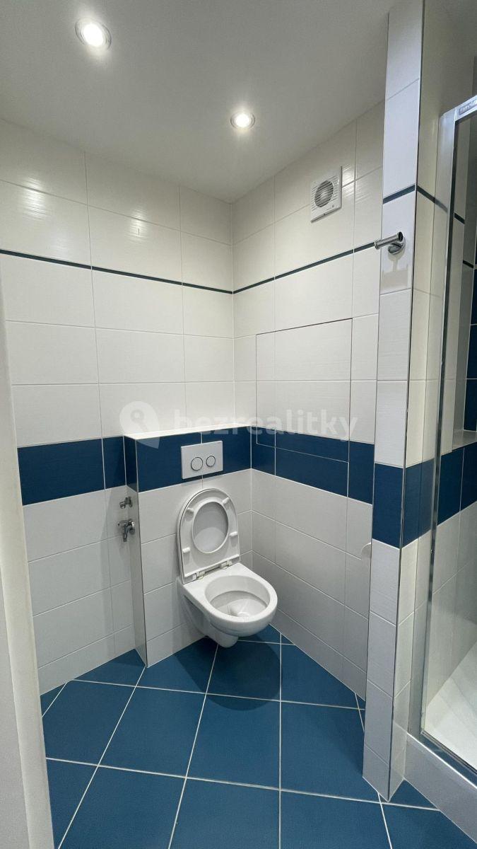 Prenájom bytu 2-izbový 42 m², Růženínská, Praha, Praha