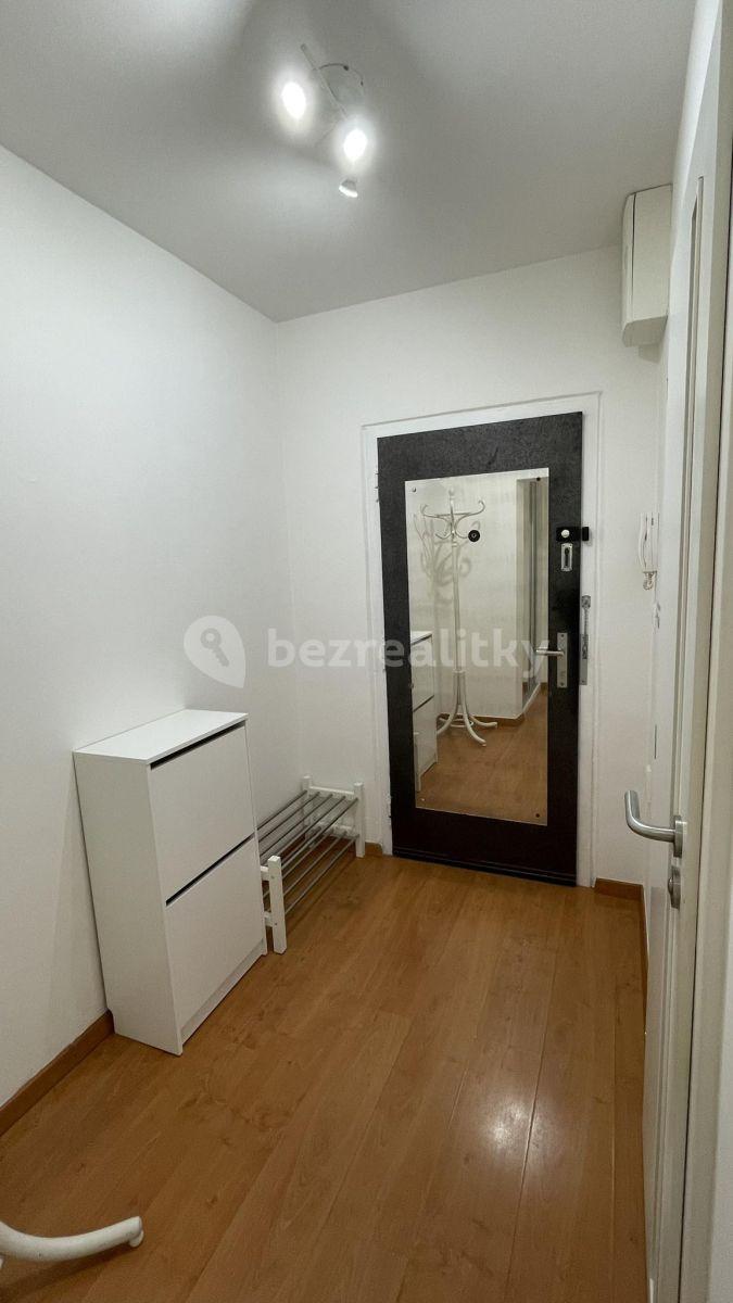 Prenájom bytu 2-izbový 42 m², Růženínská, Praha, Praha