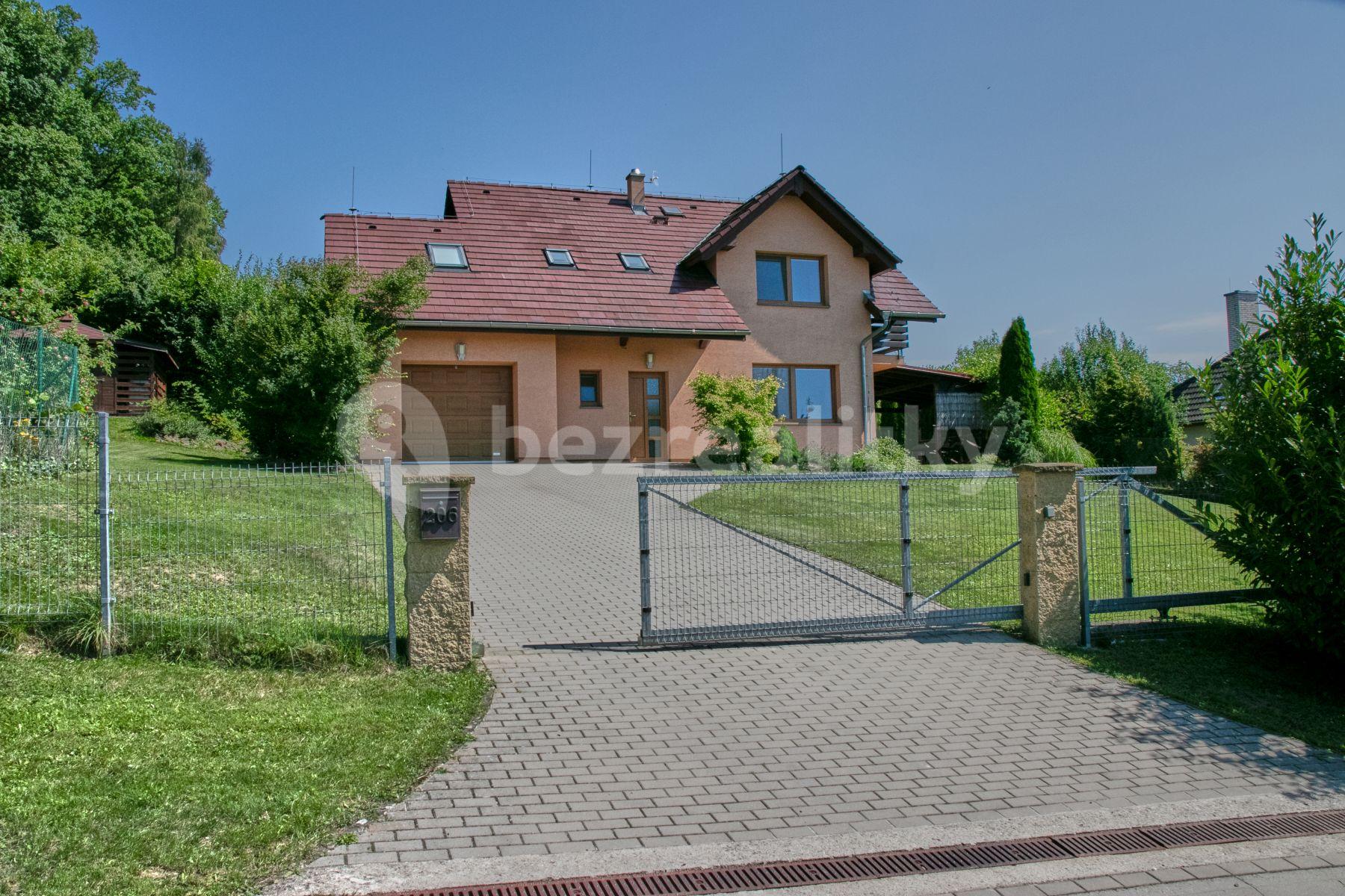 Prenájom domu 140 m², pozemek 1.200 m², Na Pavelce, Zlín, Zlínský kraj