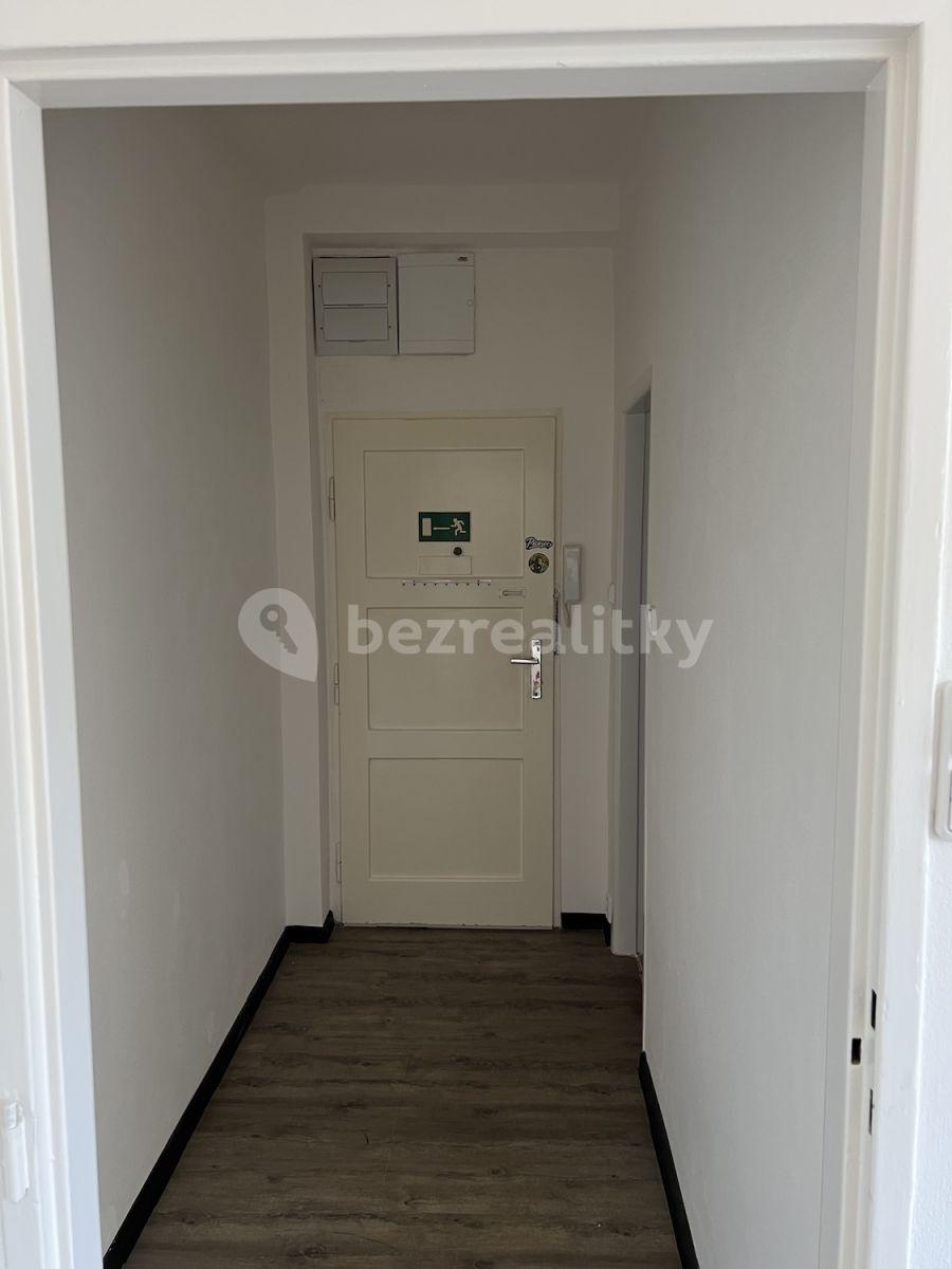 Prenájom bytu 2-izbový 43 m², Svojsíkova, Praha, Praha