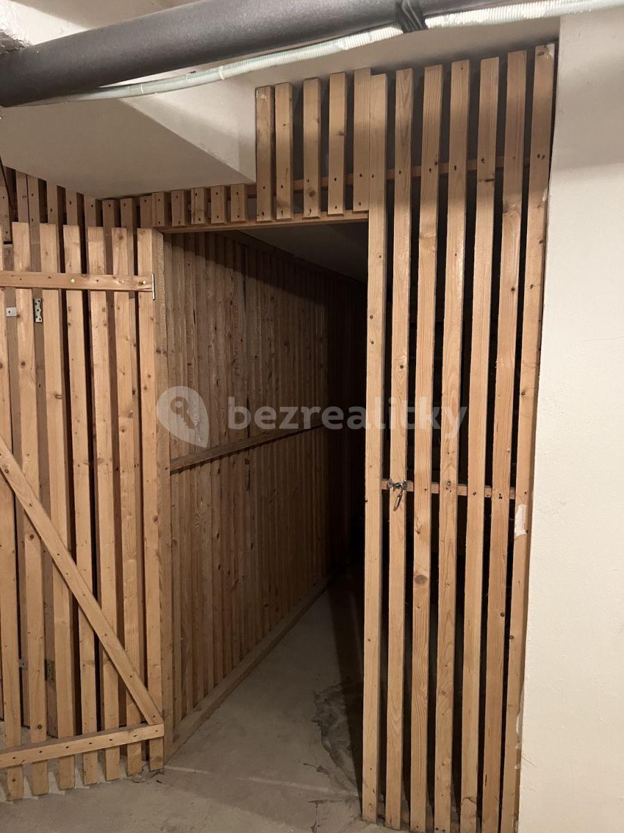 Prenájom bytu 2-izbový 43 m², Svojsíkova, Praha, Praha