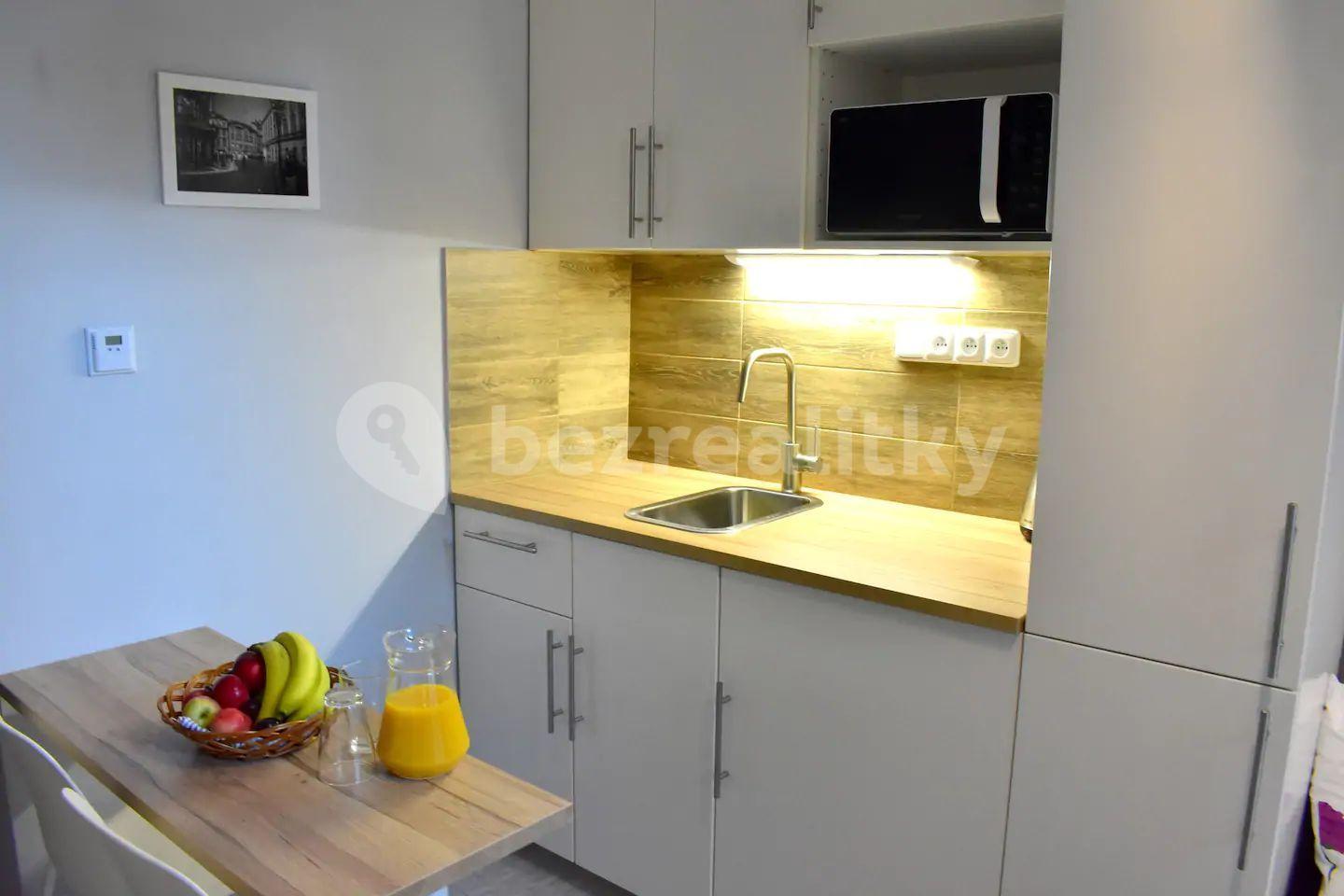 Prenájom bytu Garsoniéra 19 m², Novákových, Praha, Praha