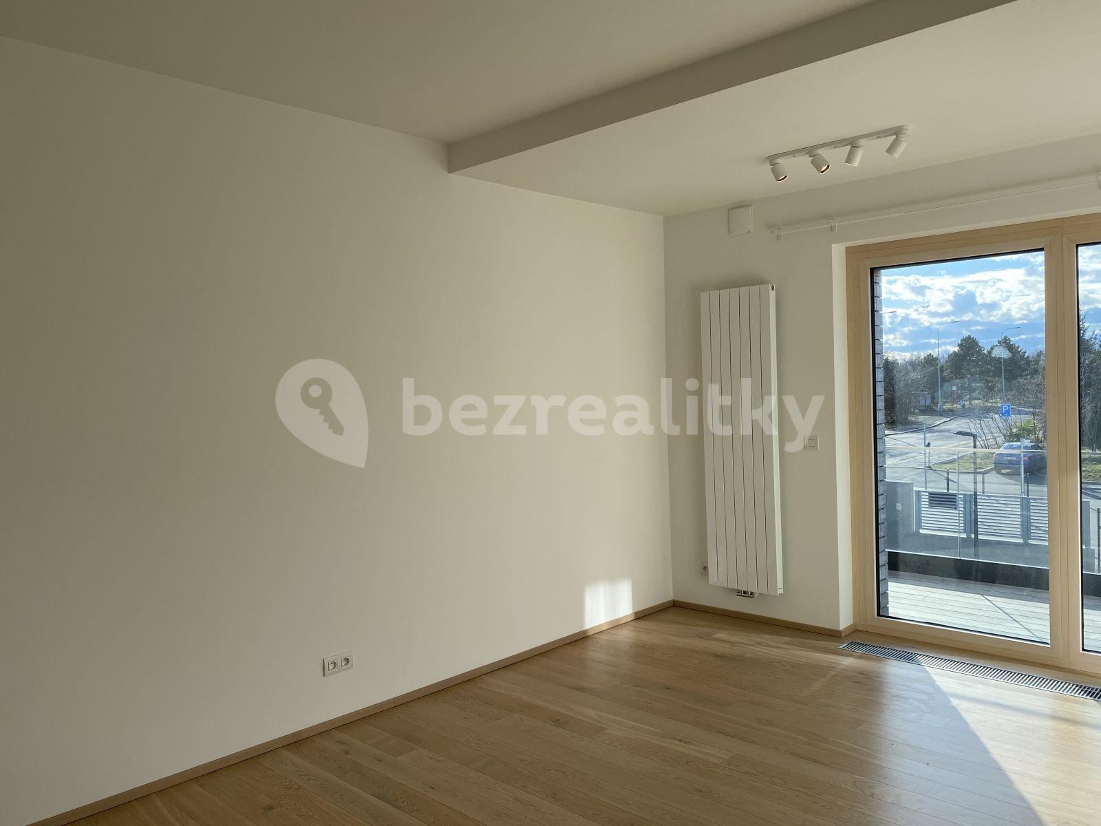 Prenájom bytu 1-izbový 58 m², Radičova, Praha, Praha