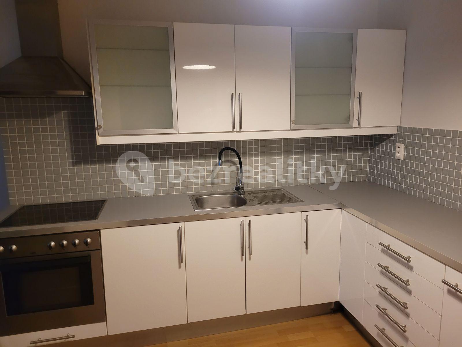 Prenájom bytu 2-izbový 55 m², Jeremenkova, Praha, Praha