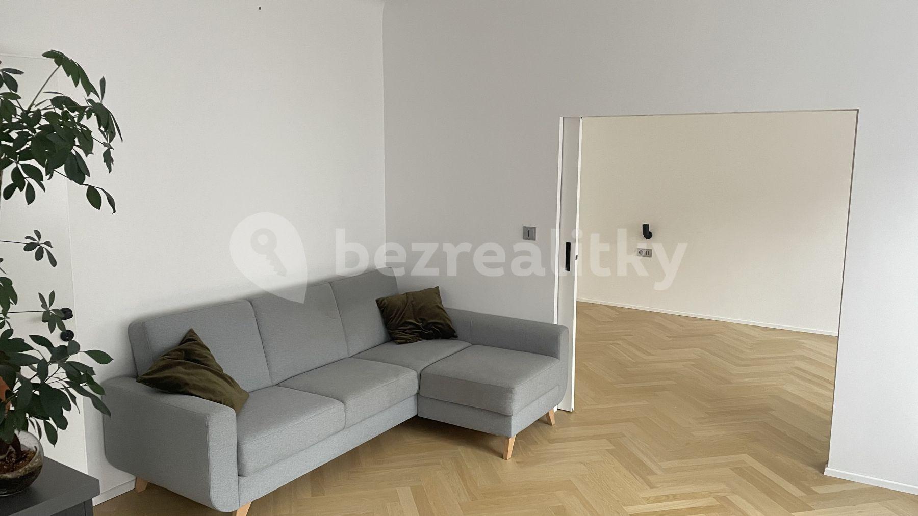 Prenájom bytu 2-izbový 52 m², Šmeralova, Praha, Praha