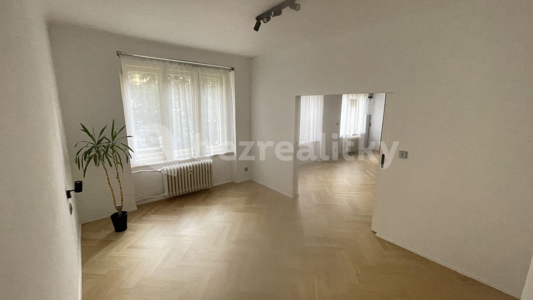 Prenájom bytu 2-izbový 52 m², Šmeralova, Praha, Praha