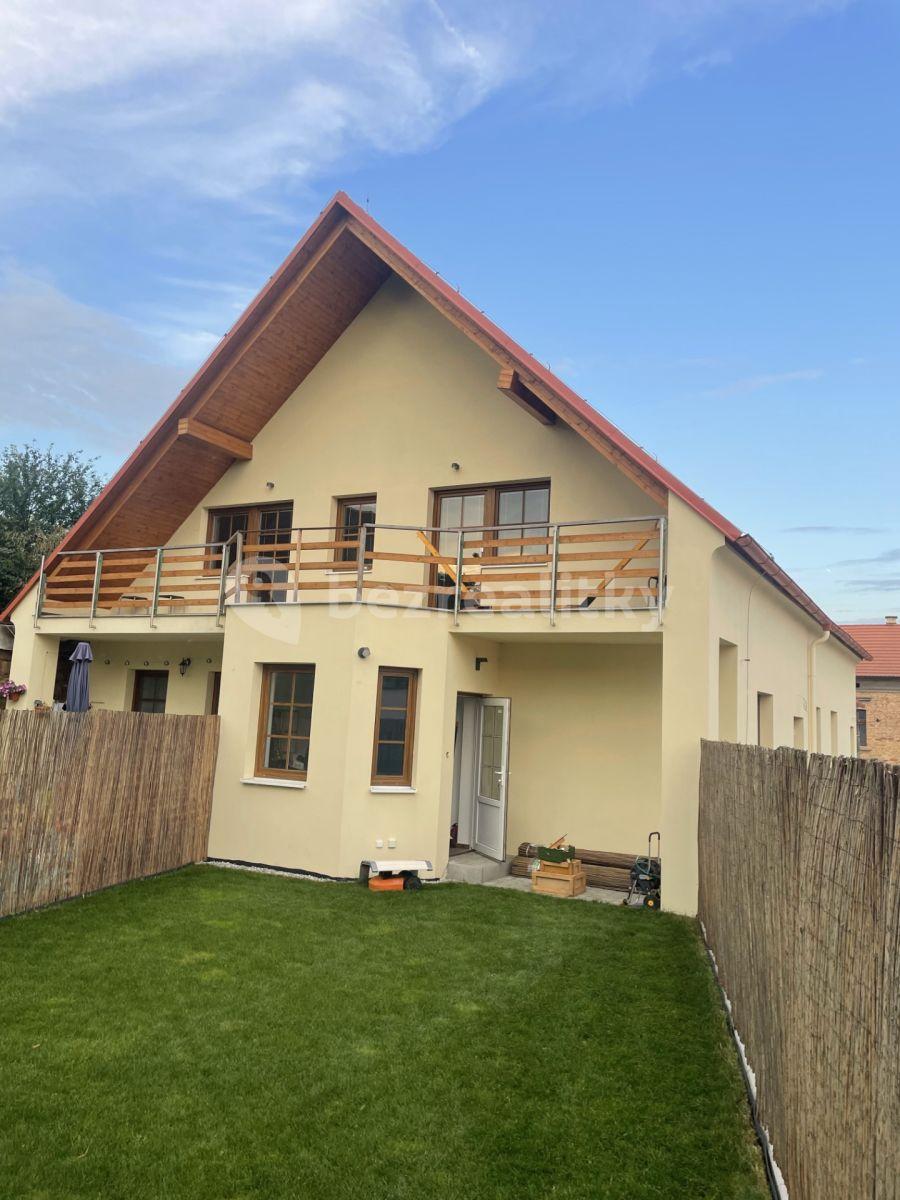 Prenájom bytu 3-izbový 150 m², Prvomájová, Plzeň, Plzeňský kraj