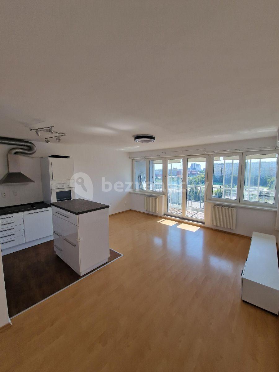 Prenájom bytu 3-izbový 82 m², Fryčovická, Praha, Praha