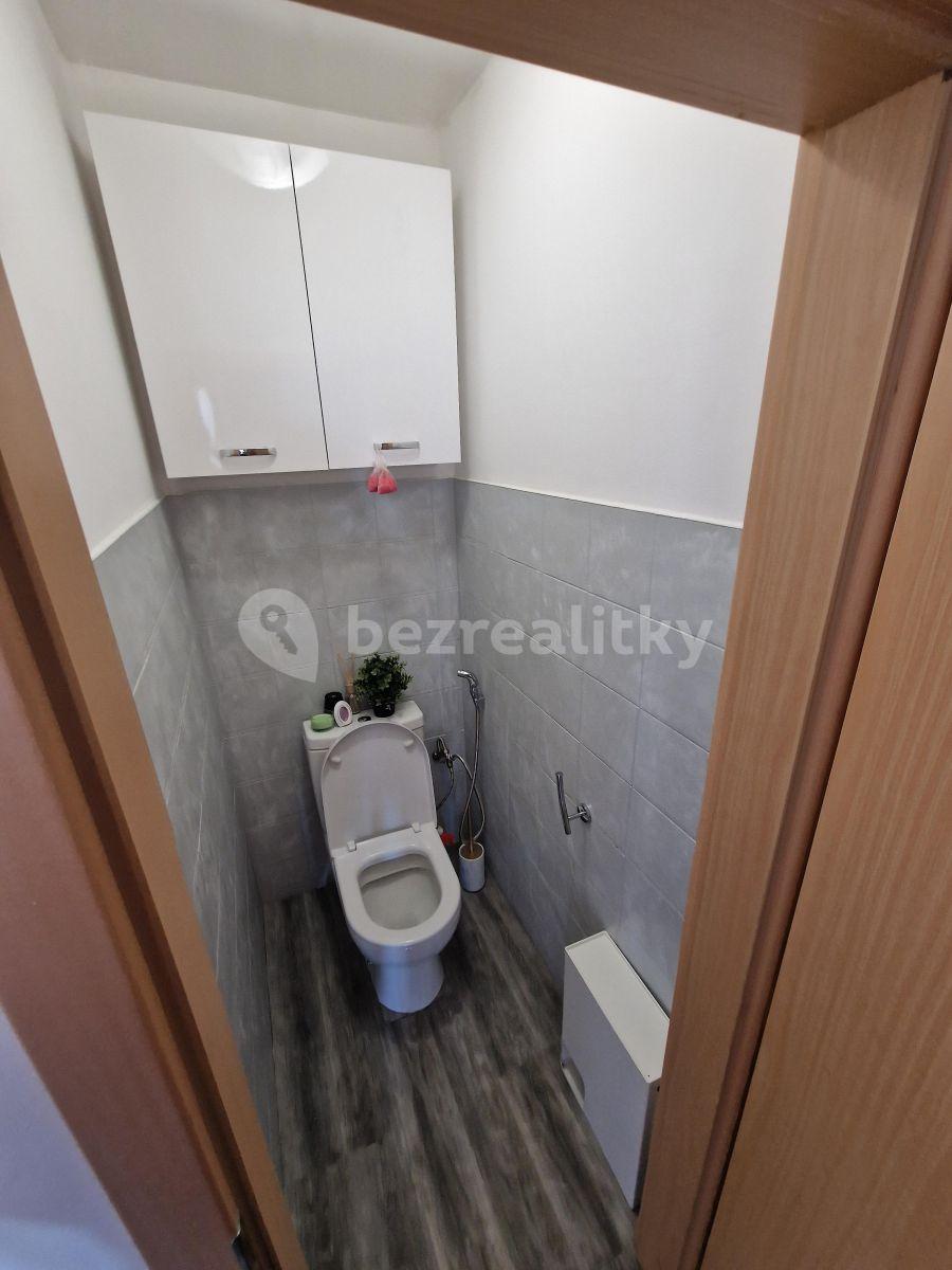 Prenájom bytu 3-izbový 82 m², Fryčovická, Praha, Praha